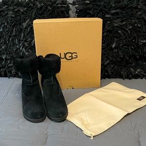 Ugg wedge bootie